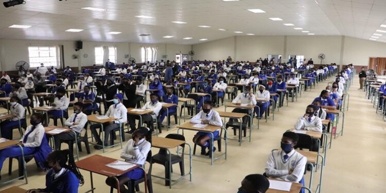 Eastern Cape School Exams To Be Written In isiXhosa