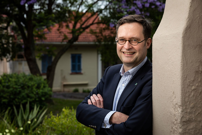 UCT’s Petrus de Vries bags two global mental health awards